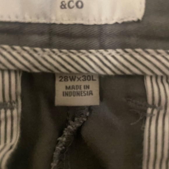 Mens gray pants - Picture 3 of 3